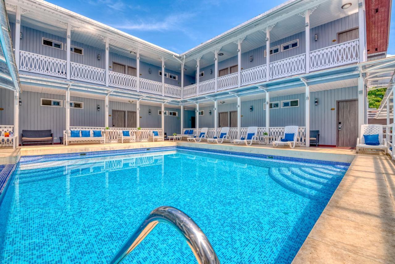 Swans Cay Hotel Bocas Town Exterior foto
